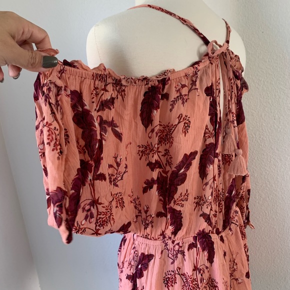 NWT Topshop Cold Shoulder Blush Playsuit Romper - Picture 4 of 8